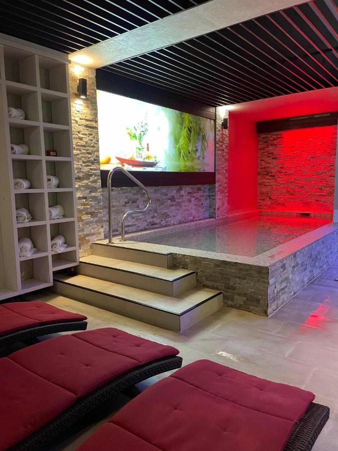 Hotel Relax Sovata Buitenkant foto